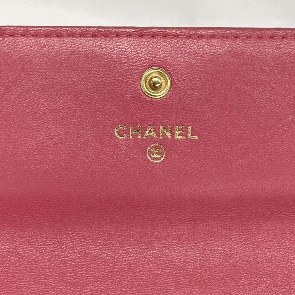 CHANEL Authentic Pink Lambskin Leather Wallet - Picture 4 of 8